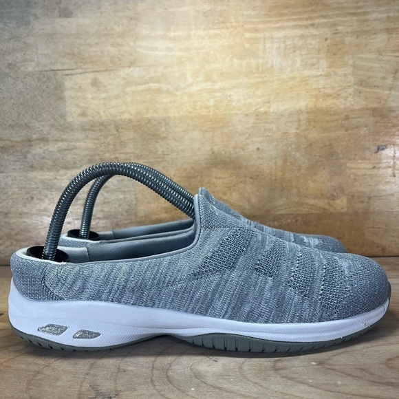 Skechers Shoes - Skechers Commute Time Knitastic SPARKLE Womens Sz 9 Slip On Shoes Sneakers Gray